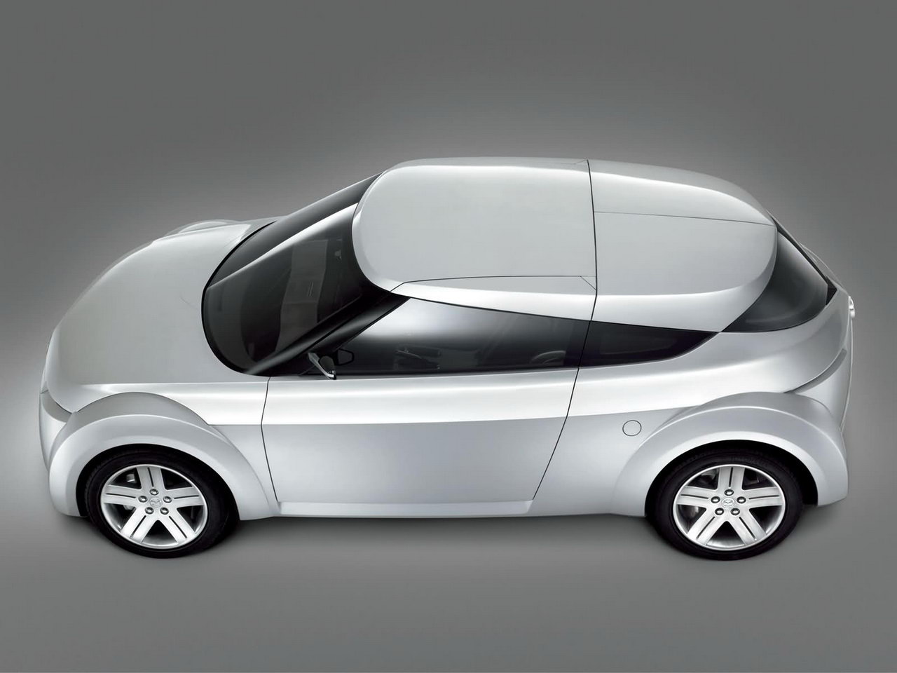 Mazda Kusabi Concept 2003 012.jpg